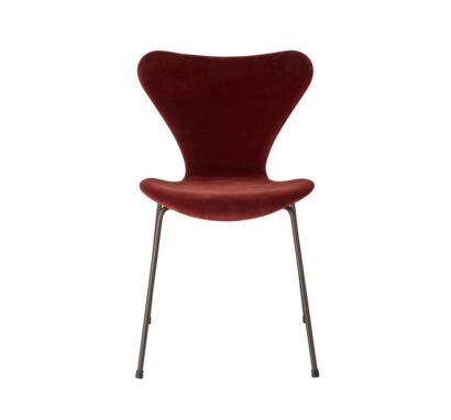 Fritz Hansen Series 7 Velvet Chair